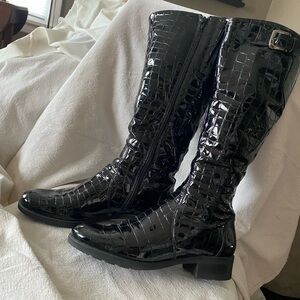 La Canadienne Weatherproof Patent Leather Croc Knee High Boots Black 8.5